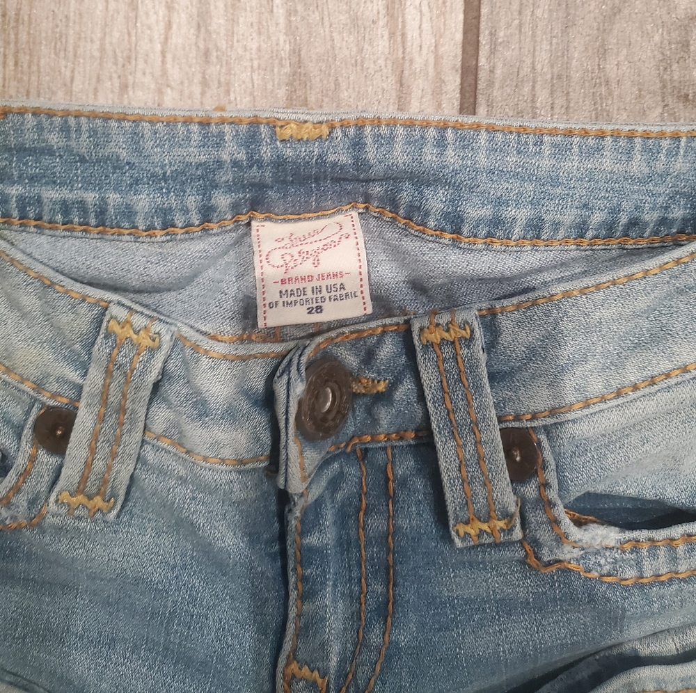 True Religion - Picture 2 of 9